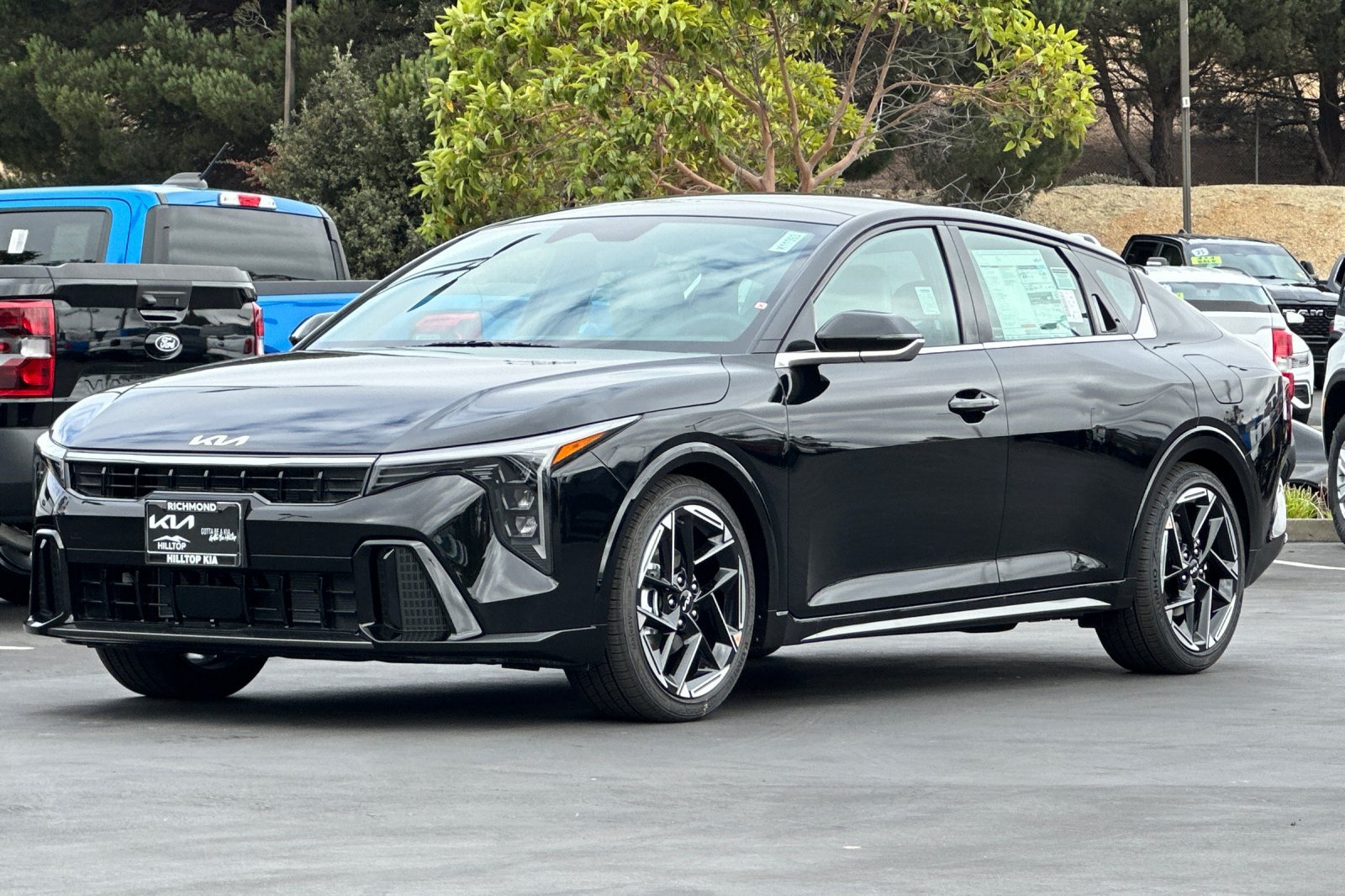New 2026 Kia K4 GT-Line w/ GT-Line Sunroof Package FWD image 8