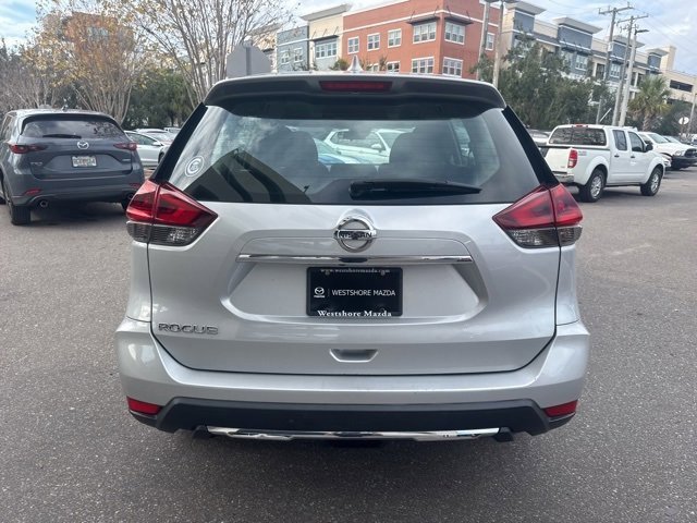 Used 2019 Nissan Rogue S image 4
