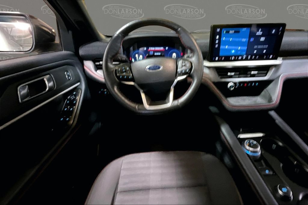 Used 2025 Ford Explorer ST-Line AWD/4WD image 21
