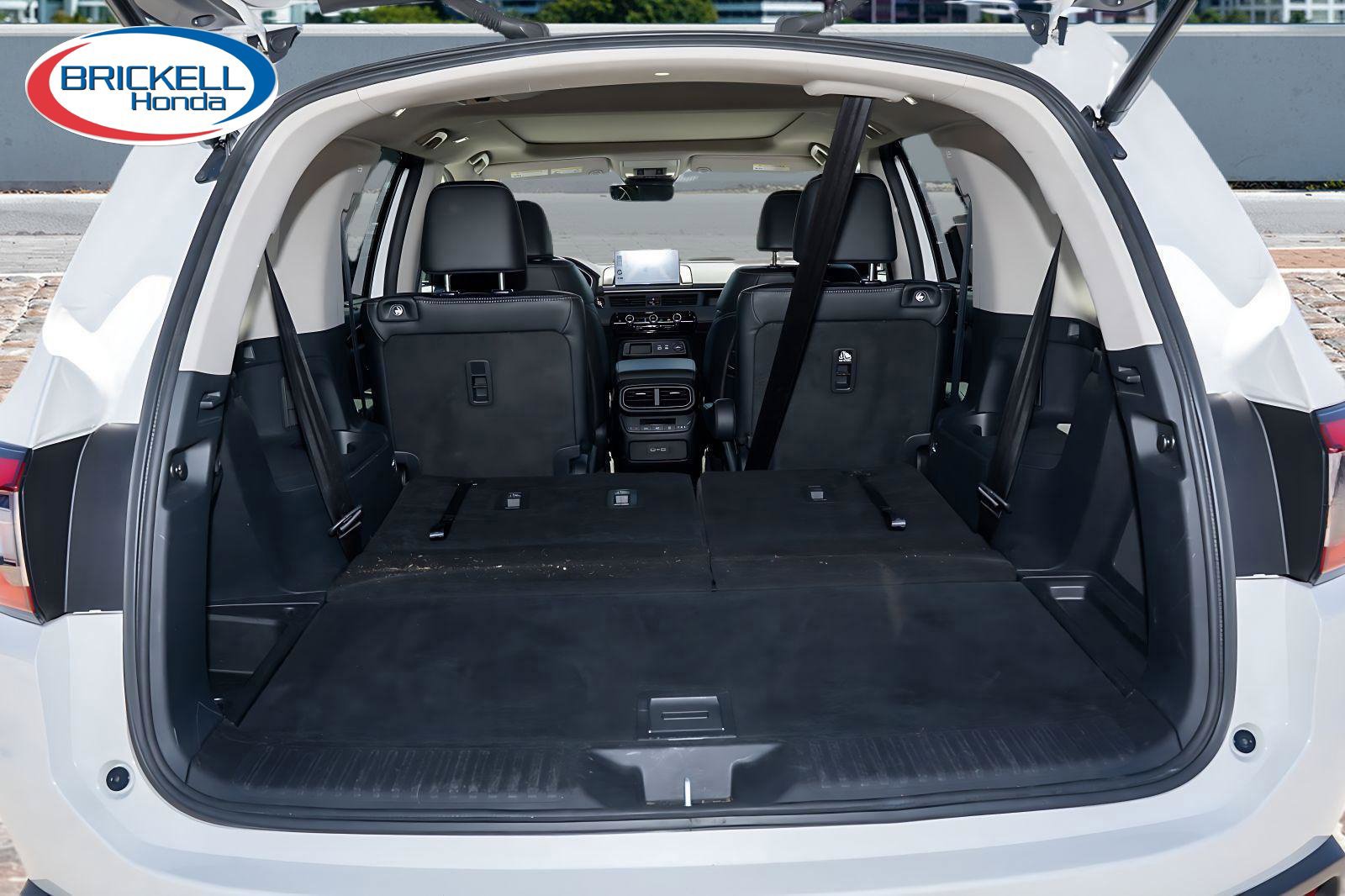 Used 2023 Honda Pilot Touring image 13