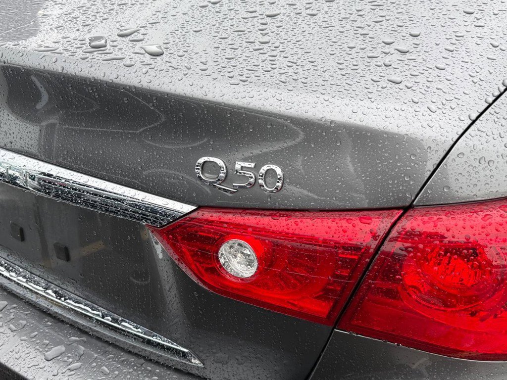 Used 2015 INFINITI Q50 Premium w/ Navigation Package AWD/4WD image 8