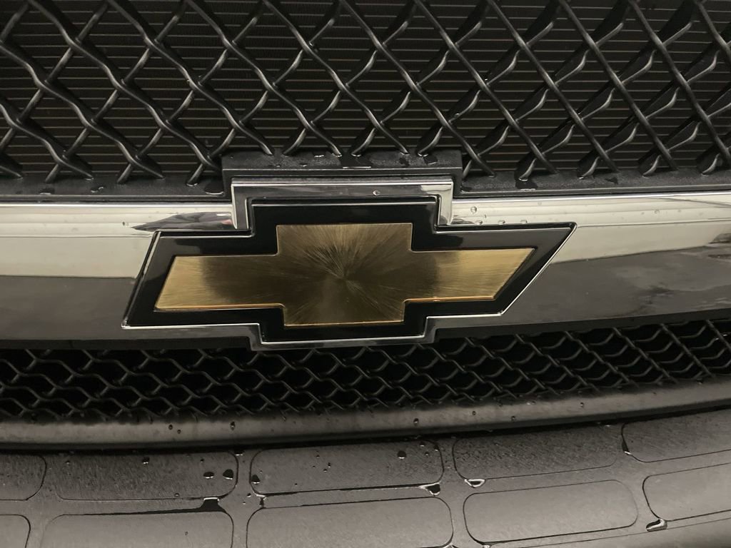 Used 2024 Chevrolet Express 2500 image 22