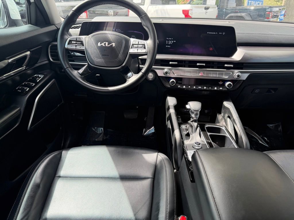 Used 2024 Kia Telluride LX FWD image 15