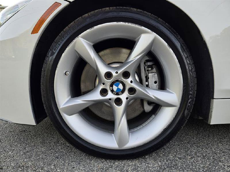 Used 2011 BMW Z4 sDrive35is RWD image 19