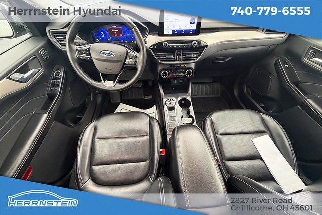 Used 2022 Ford Escape SEL w/ Technology Package image 12