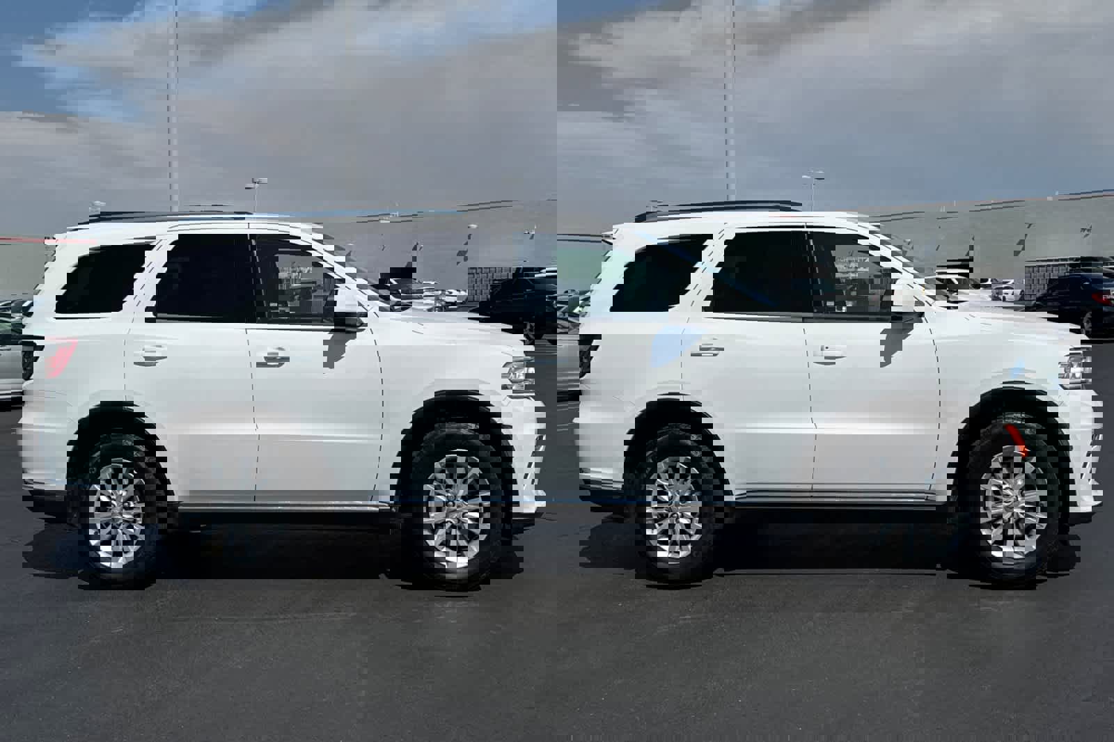 Used 2022 Dodge Durango SXT image 6