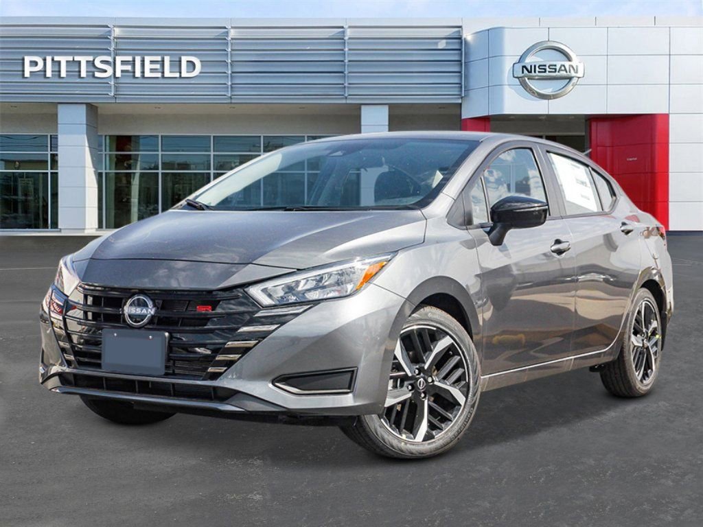 New 2025 Nissan Versa SR w/ Trunk Package image 5