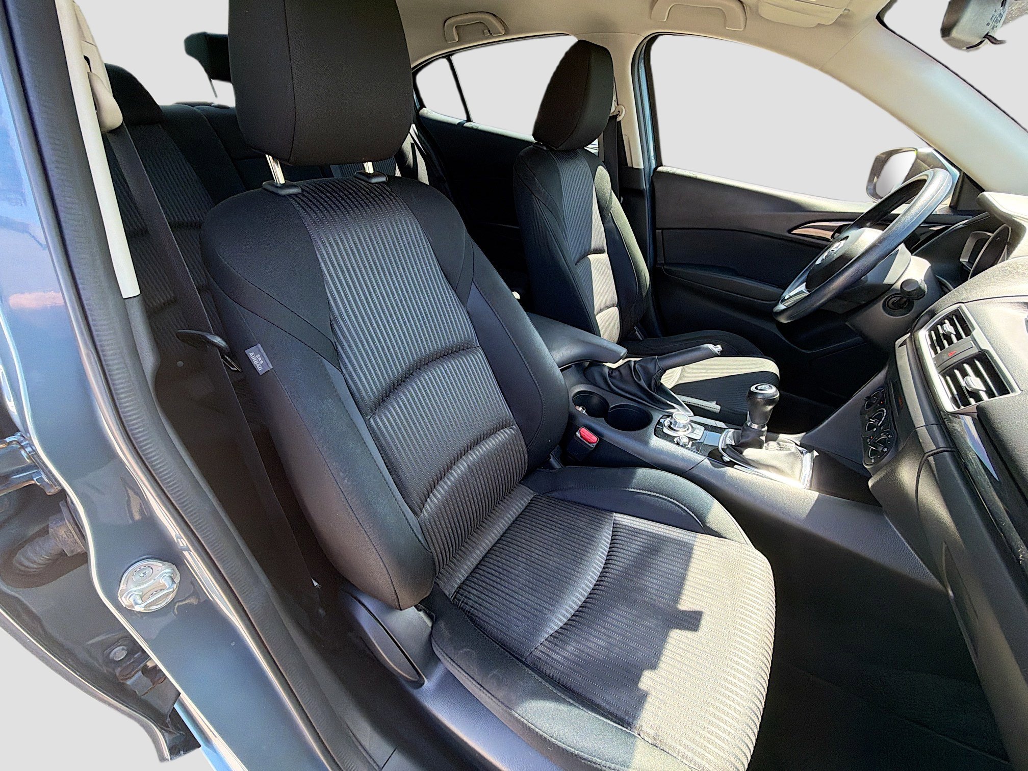 Used 2016 MAZDA MAZDA3 i Sport w/ Preferred Equipment Package image 14