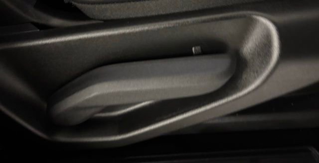 Used 2022 Jeep Wagoneer Series III w/ Premium Group I image 17