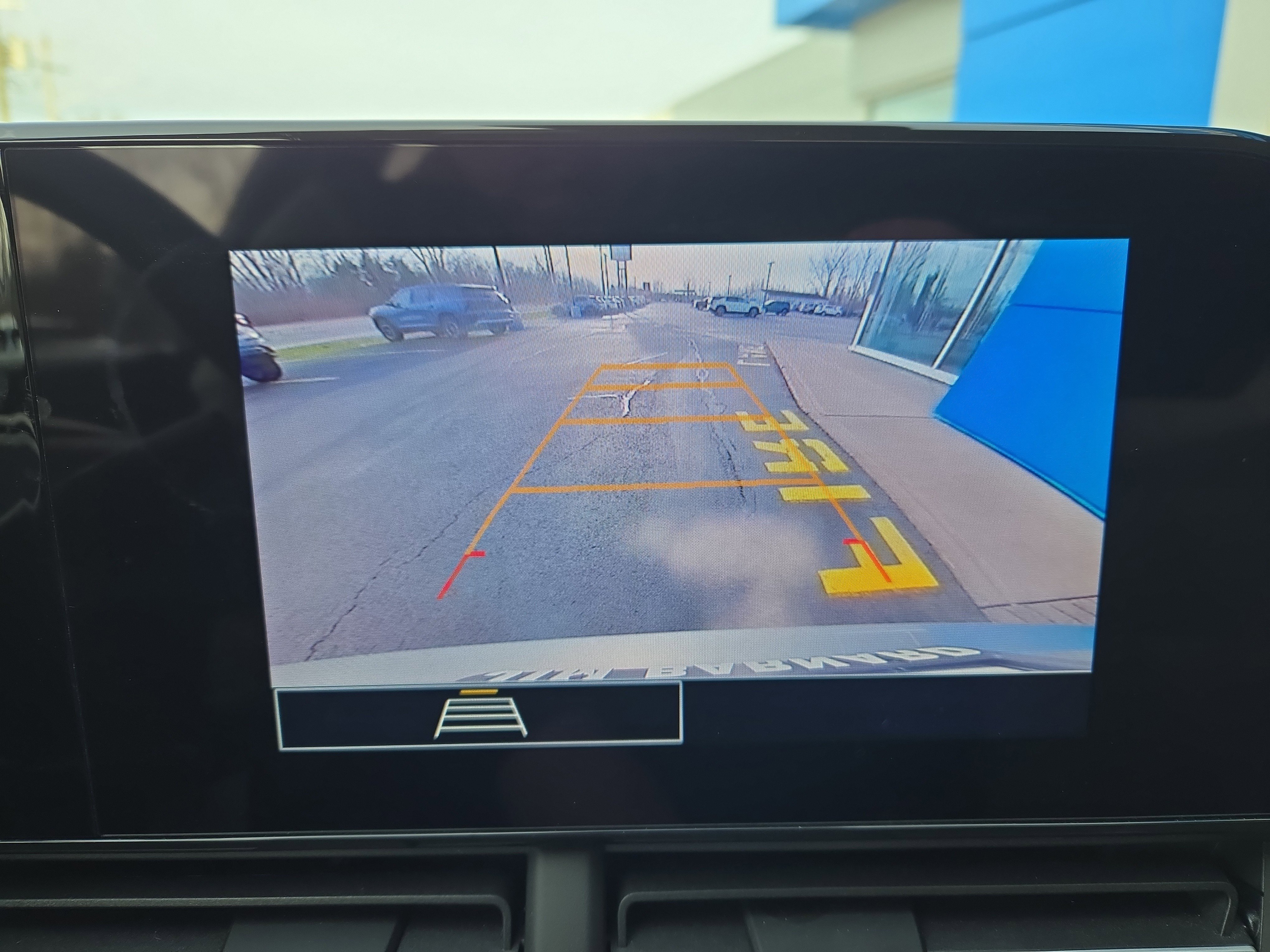 Used 2024 Chevrolet Trax LS w/ LS Convenience Package image 10