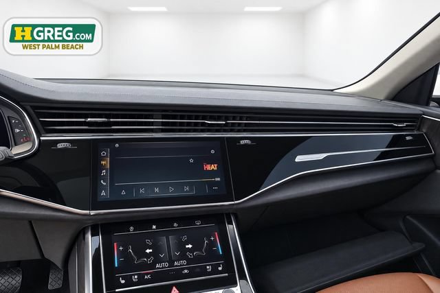 Used 2019 Audi Q8 Prestige w/ Adaptive Chassis Package AWD/4WD image 15