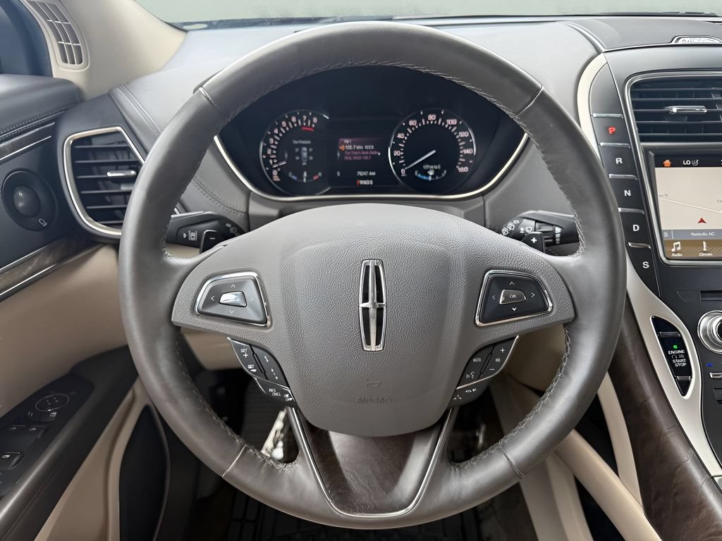 Used 2018 Lincoln MKX Reserve w/ Driver Assistance Package AWD/4WD image 15