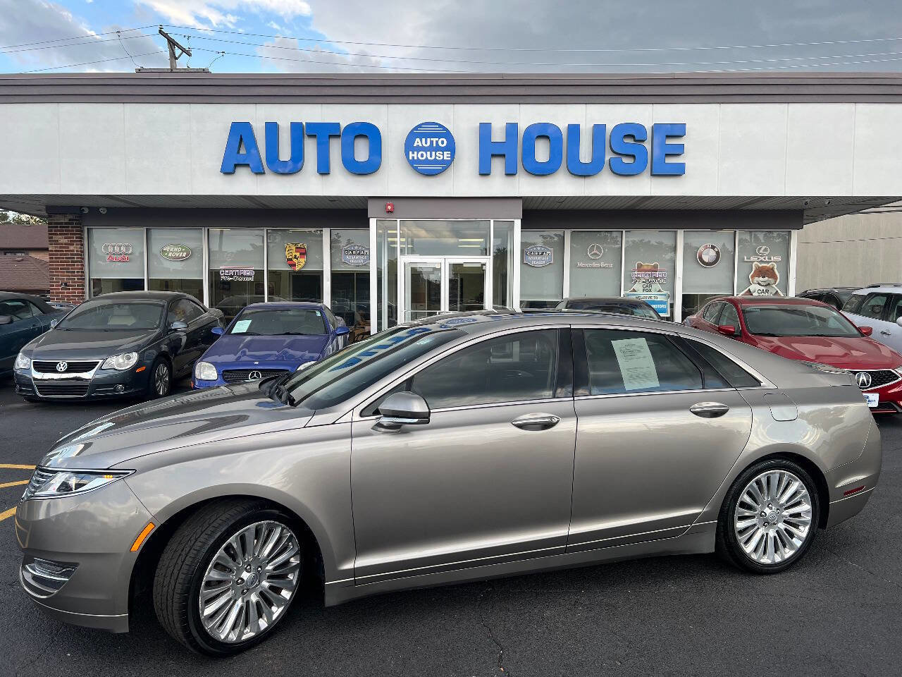 Used 2016 Lincoln MKZ w/ Equipment Group 200A Select