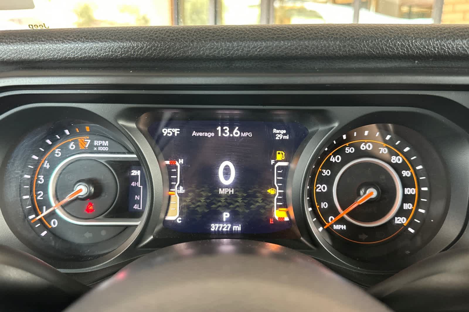 Used 2024 Jeep Gladiator Sport AWD/4WD image 27