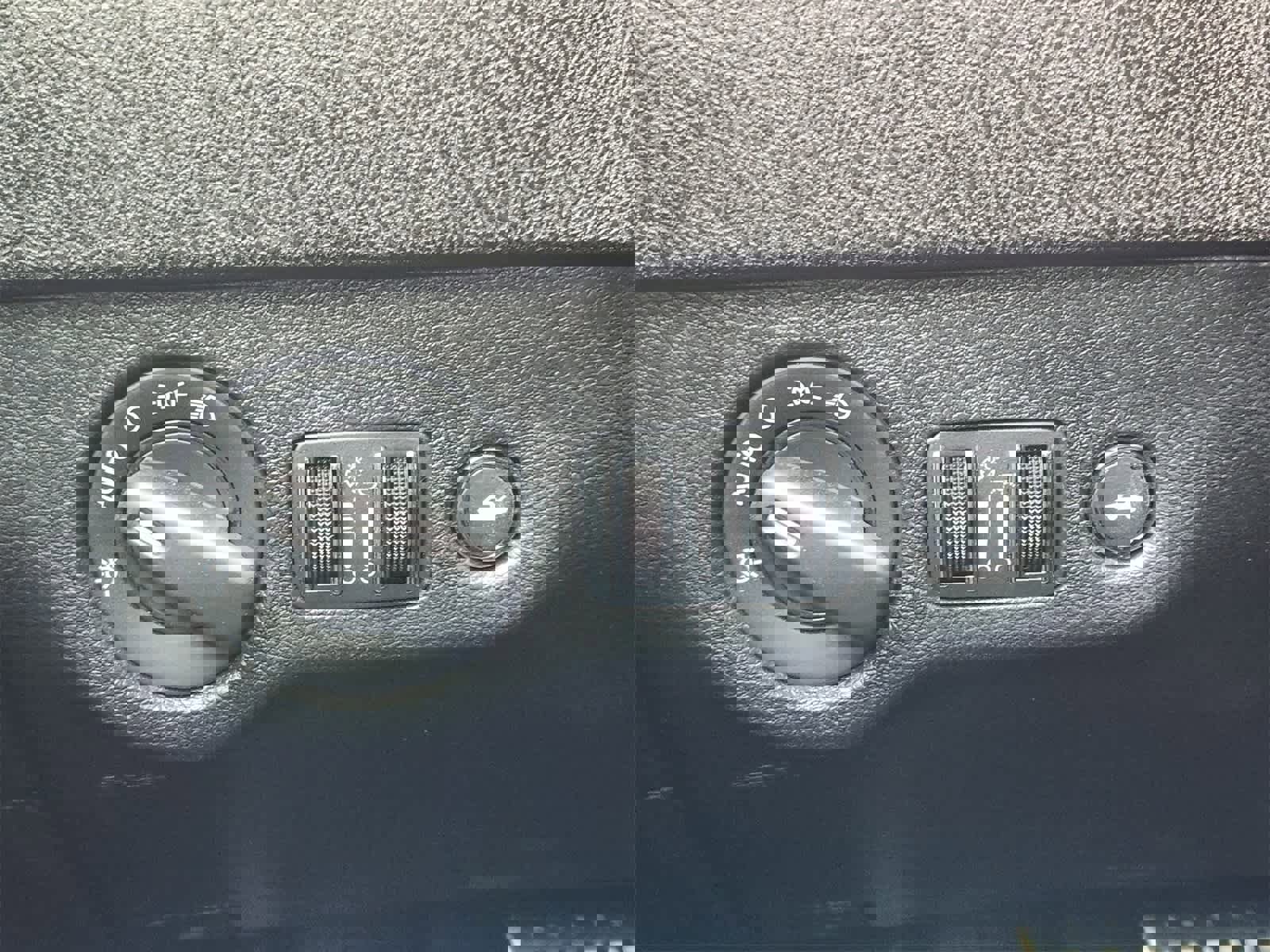 Used 2023 Dodge Charger R/T w/ Blacktop Package image 21