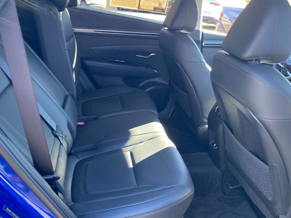 Used 2023 Hyundai Tucson Limited image 17