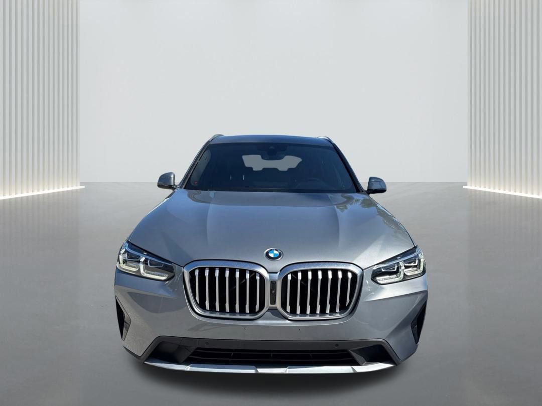 Used 2024 BMW X3 xDrive30i w/ Premium Package image 2