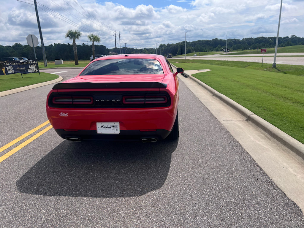 Certified 2023 Dodge Challenger SXT RWD image 5