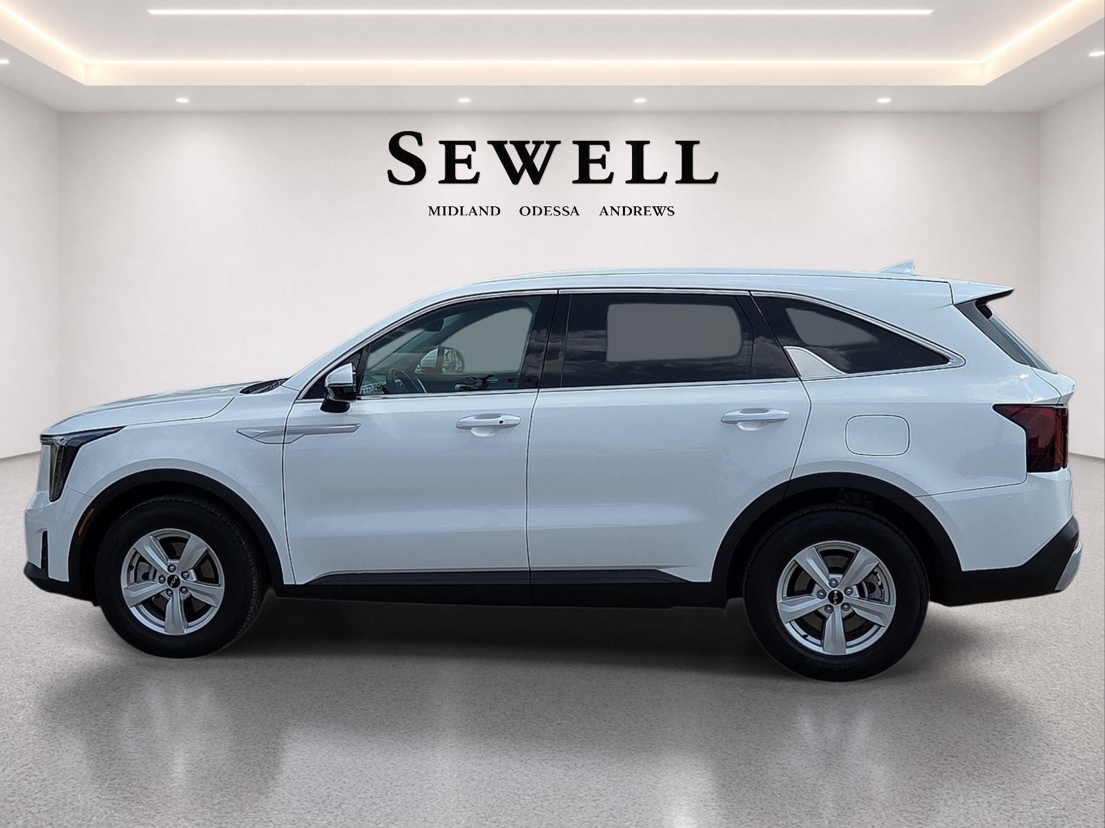 Used 2026 Kia Sorento LX FWD image 2