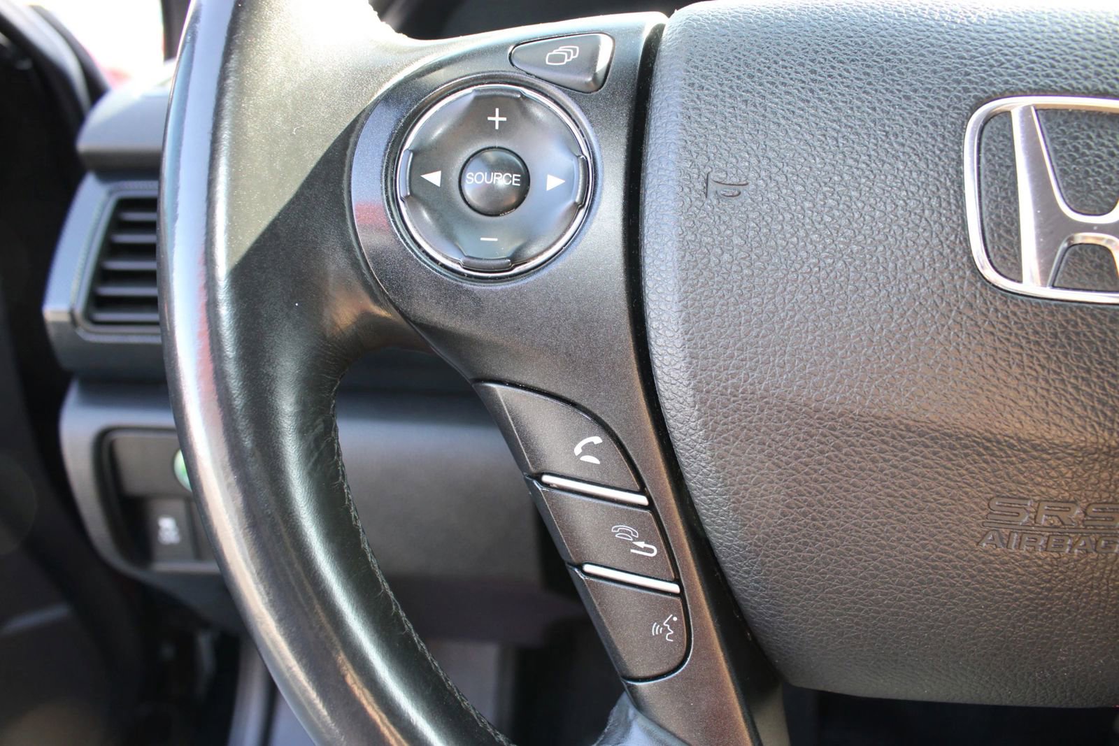 Used 2015 Honda Accord Sport image 25