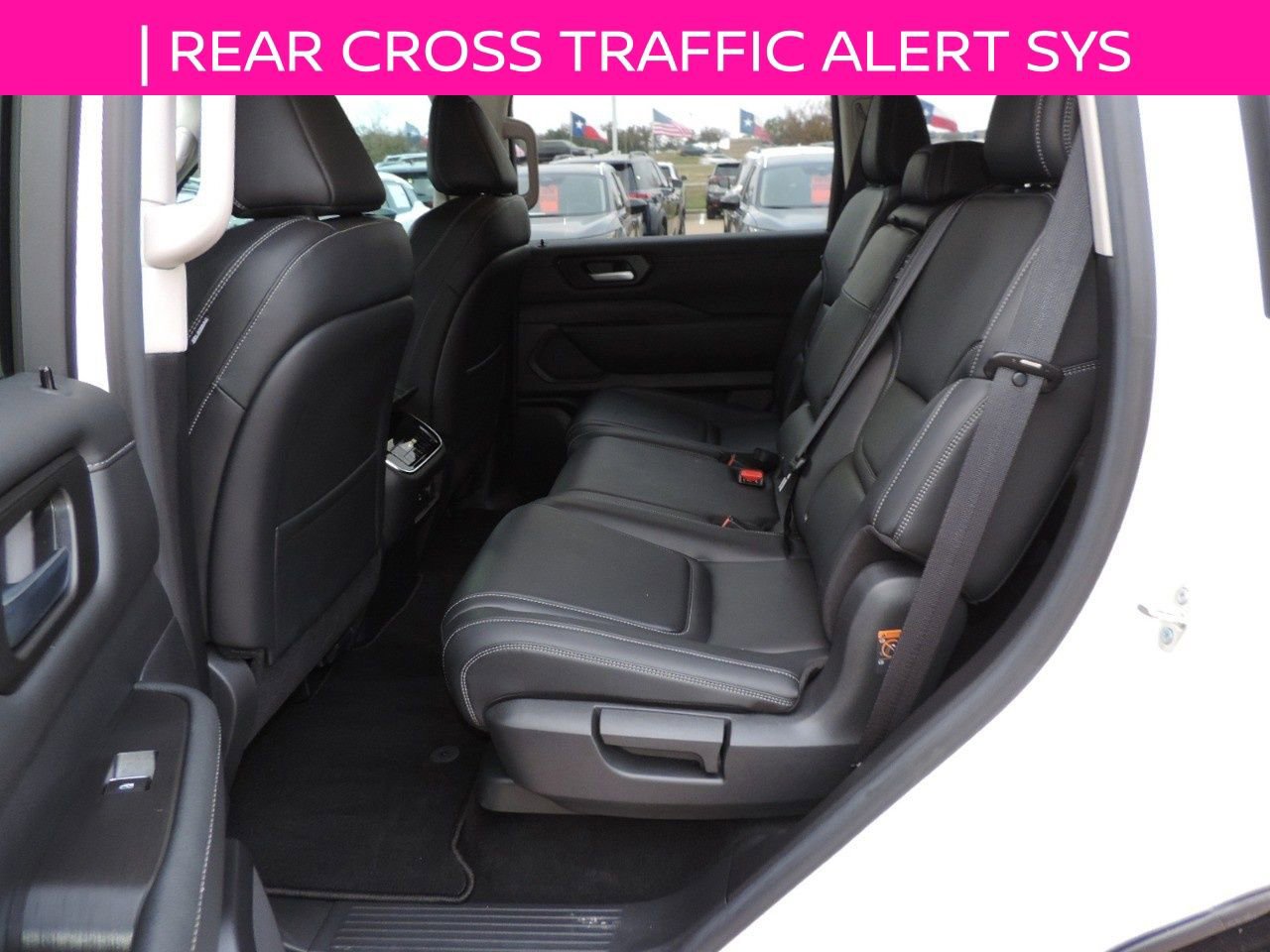 Used 2025 Nissan Armada SV image 15