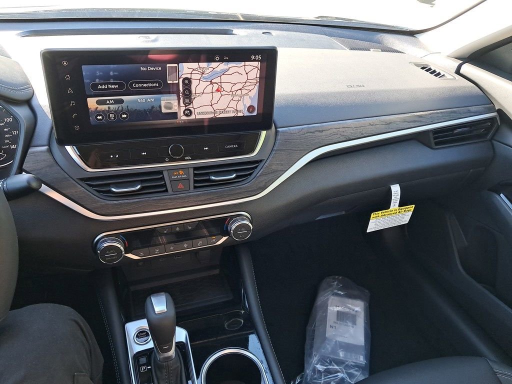 New 2025 Nissan Altima 2.5 SL image 19