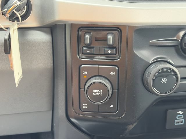 New 2026 Ford F250 XL w/ XL Chrome Package AWD/4WD image 21