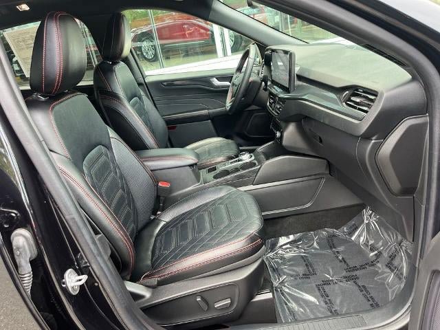 Certified 2024 Ford Escape ST-Line Elite w/ Premium Technology Package AWD/4WD image 20
