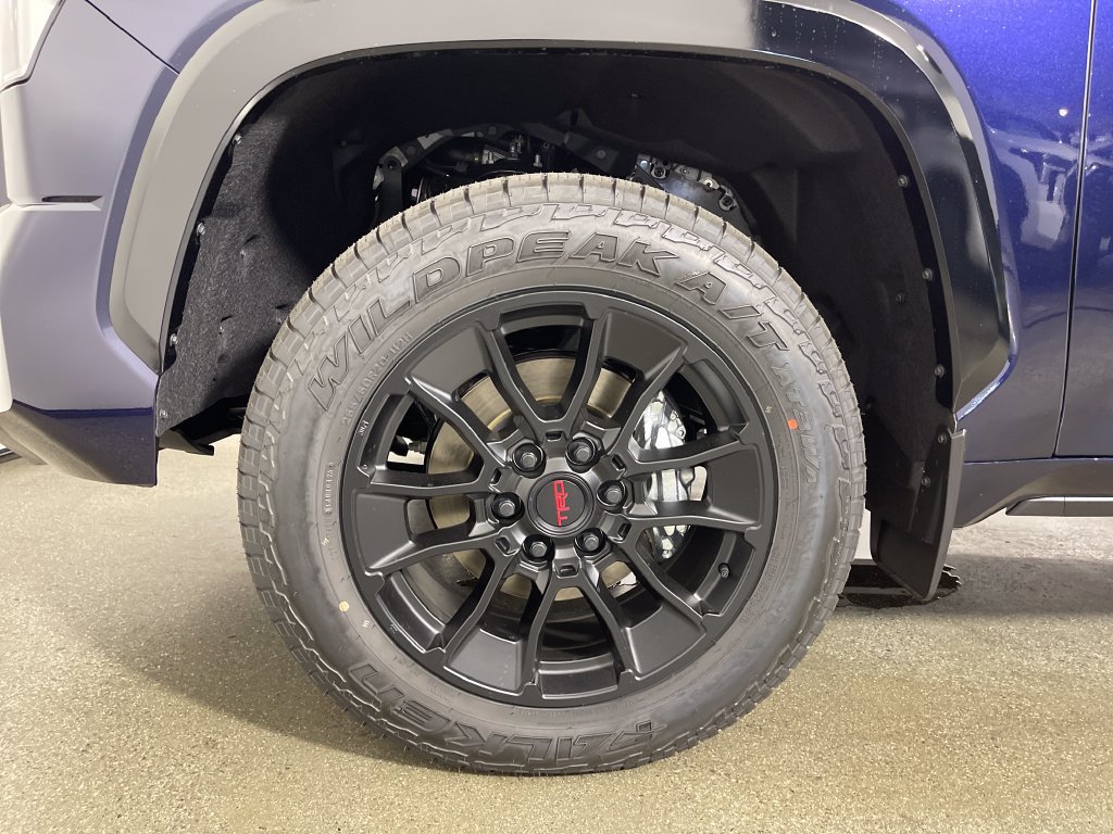 New 2026 Toyota Tundra Platinum w/ TRD Off-Road Package AWD/4WD image 11