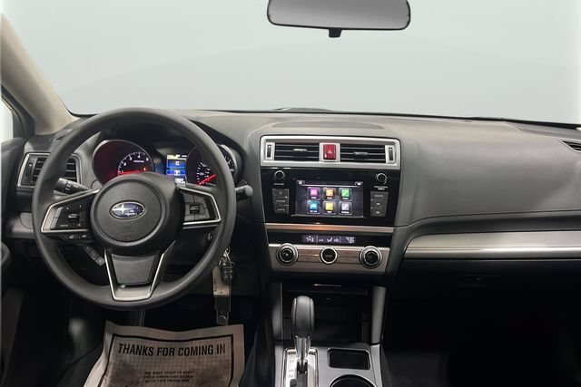 Used 2018 Subaru Outback 2.5i AWD/4WD image 10