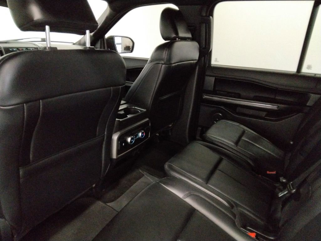 Used 2021 Ford Expedition Max XLT image 38