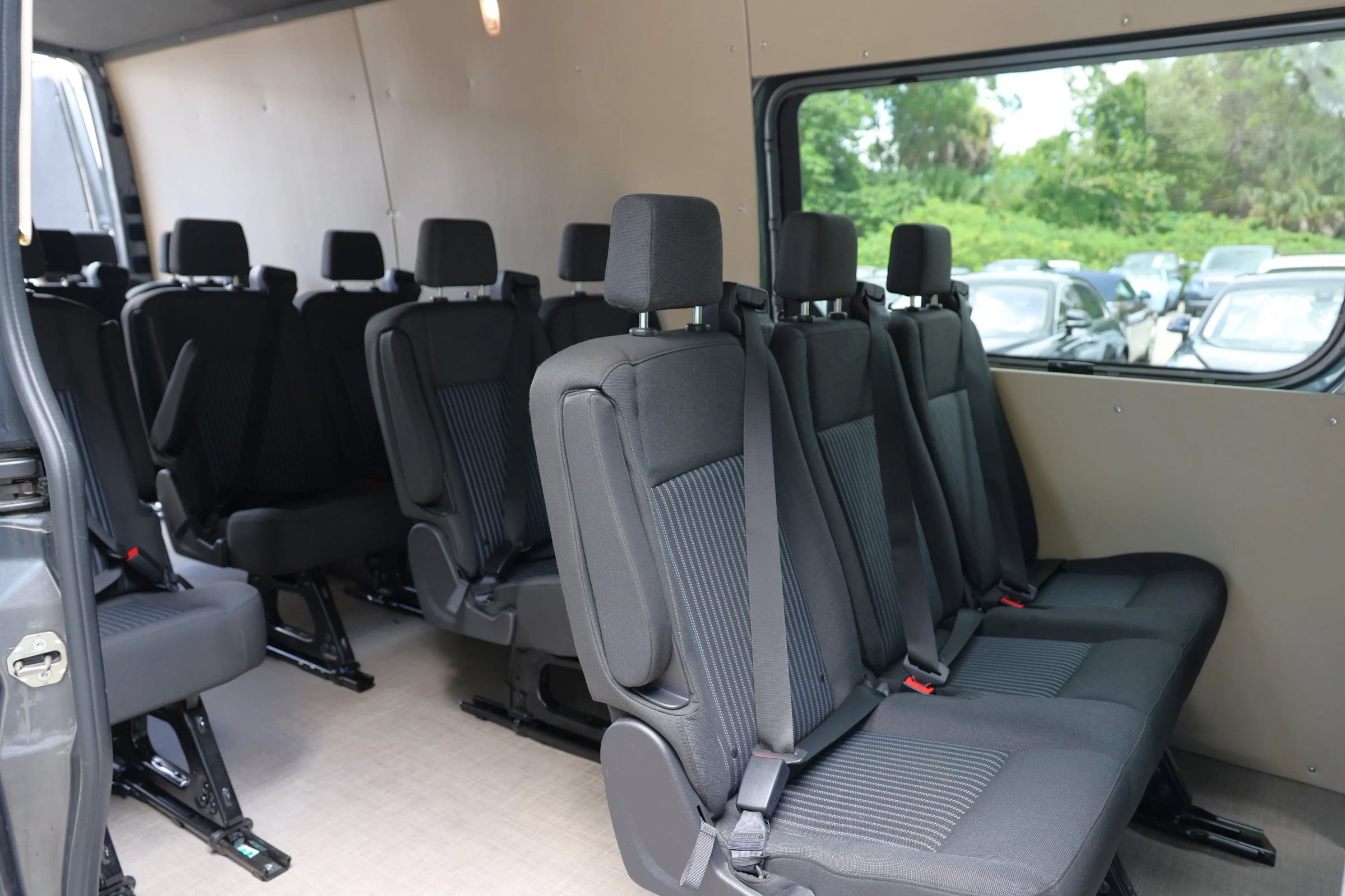 Used 2022 Mercedes-Benz Sprinter 4500 w/ Parking Package image 35
