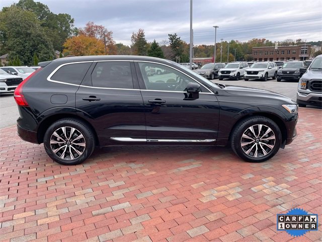 Used 2023 Volvo XC60 B5 Plus image 37