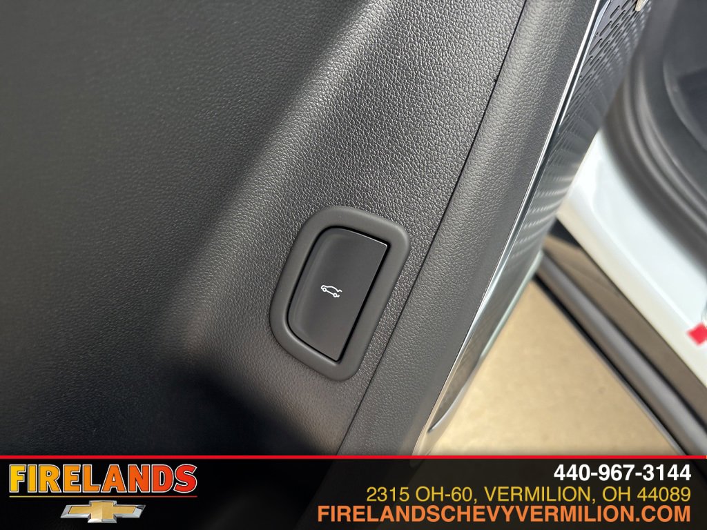 New 2026 Chevrolet Traverse RS image 15