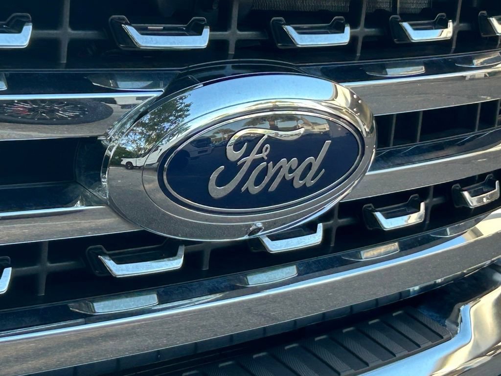 Used 2026 Ford F250 Lariat AWD/4WD image 21