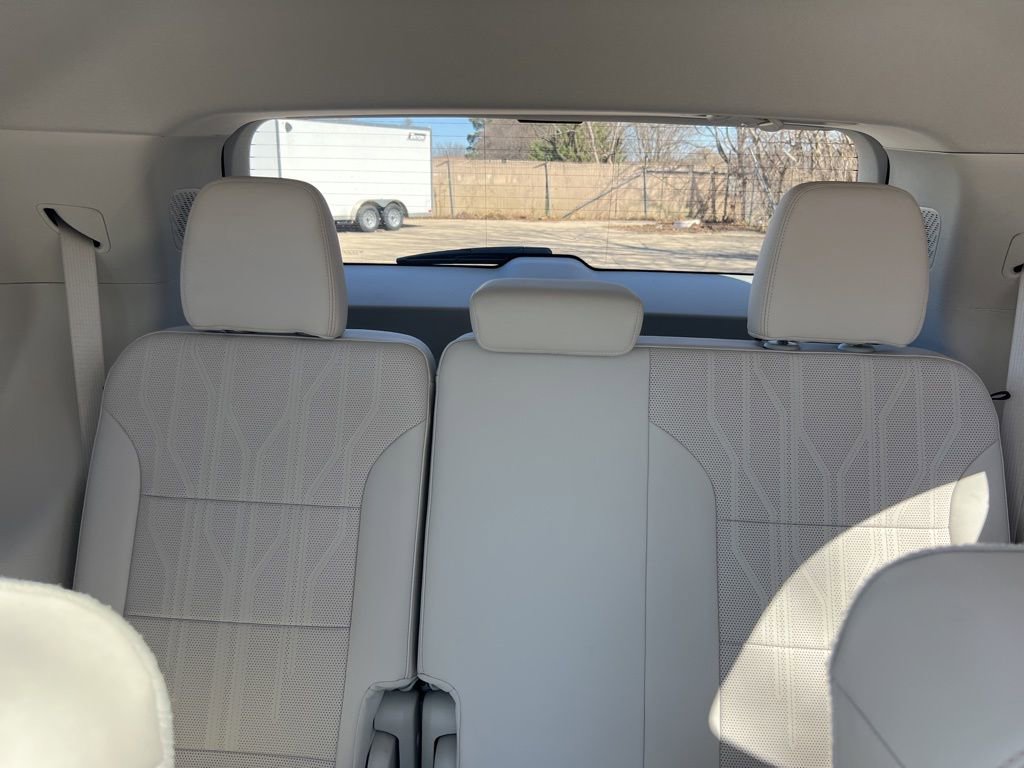 Certified 2025 Buick Enclave Avenir w/ Super Cruise Package FWD image 60