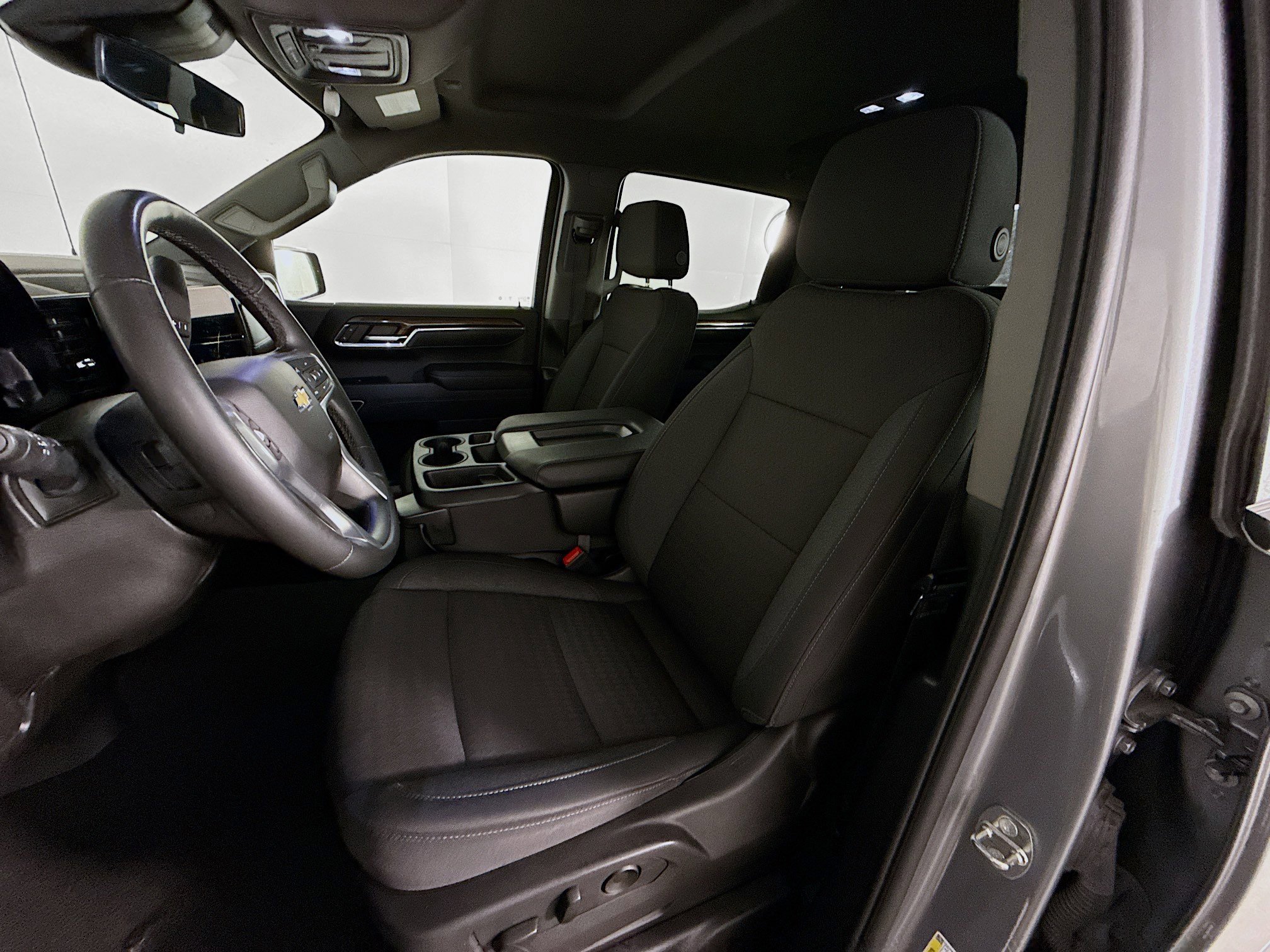 Used 2024 Chevrolet Silverado 1500 LT w/ Protection Package image 25