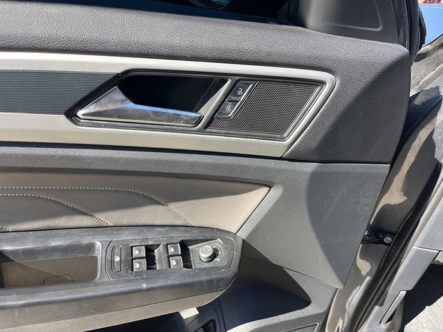 Used 2021 Volkswagen Atlas SEL R-Line image 15