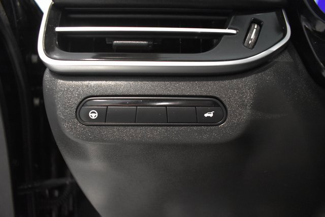 Used 2023 INFINITI QX60 Luxe w/ Performance Audio Package image 23