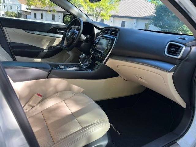 Used 2017 Nissan Maxima 3.5 SV w/ Dynamic Package FWD image 23