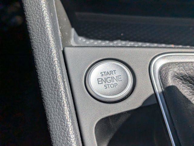 New 2026 Volkswagen Jetta SE FWD image 17