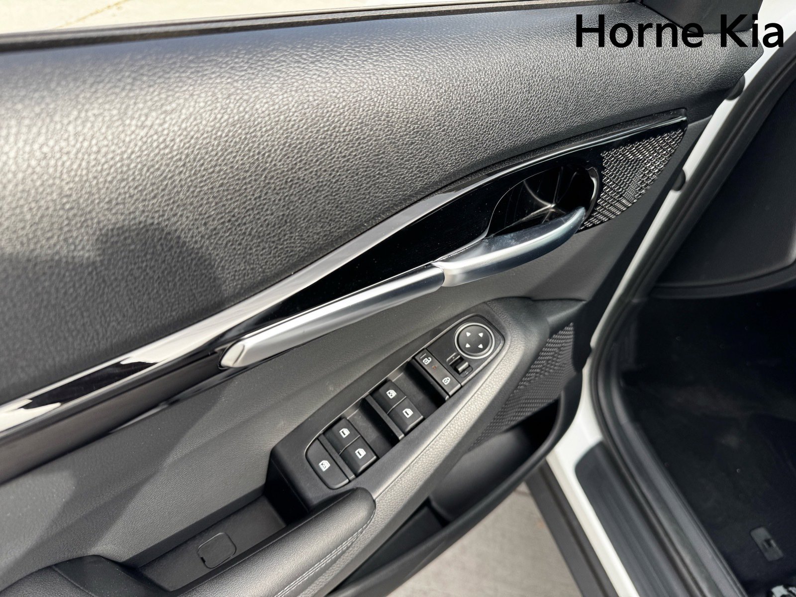 New 2026 Kia Seltos EX image 10