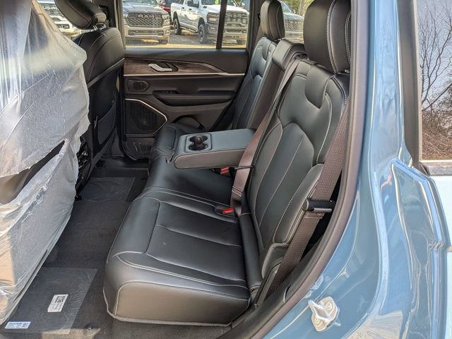 New 2026 Jeep Grand Cherokee Limited w/ Limited Altitude Package image 13
