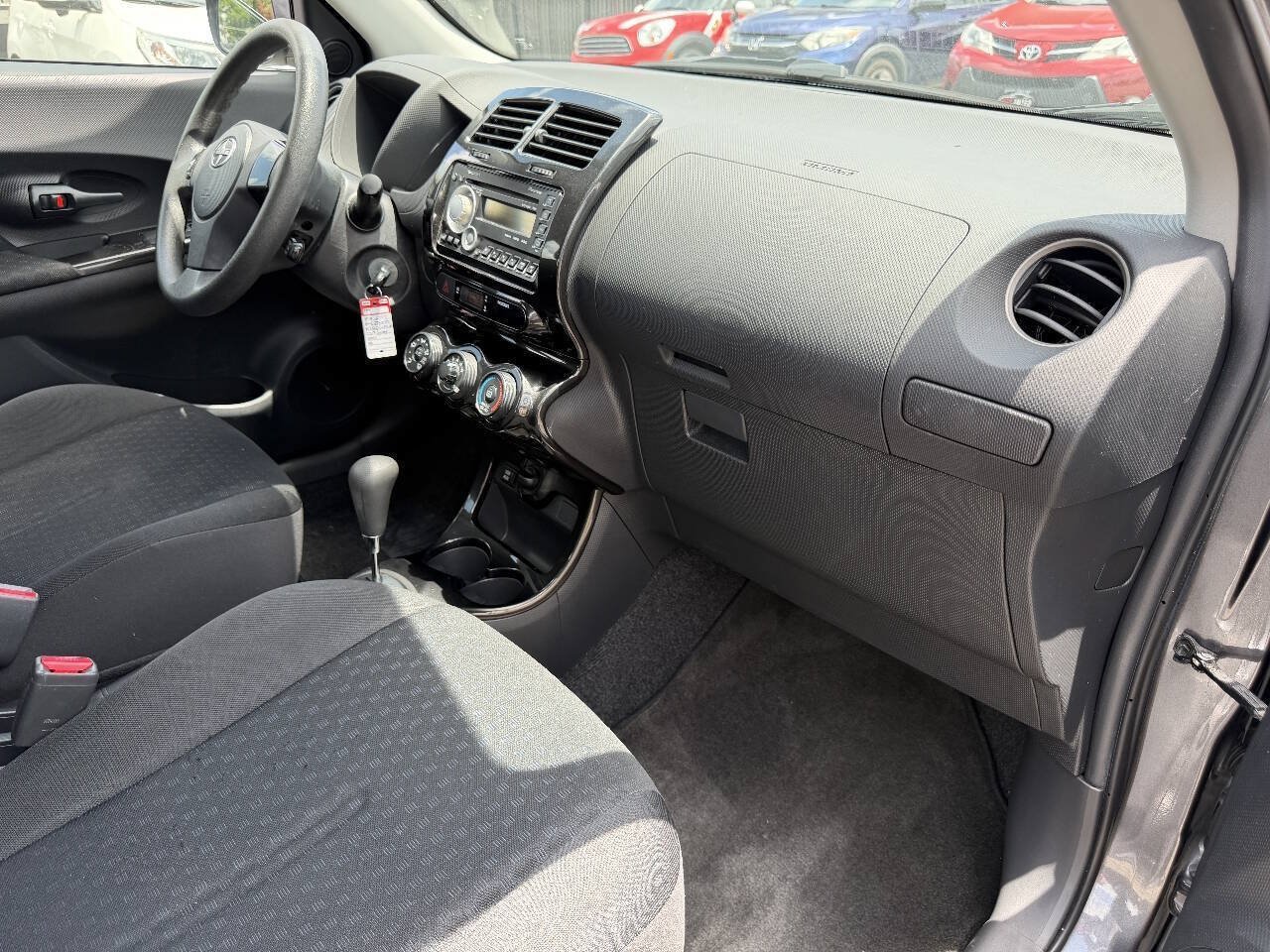 Used 2010 Scion xD FWD image 10