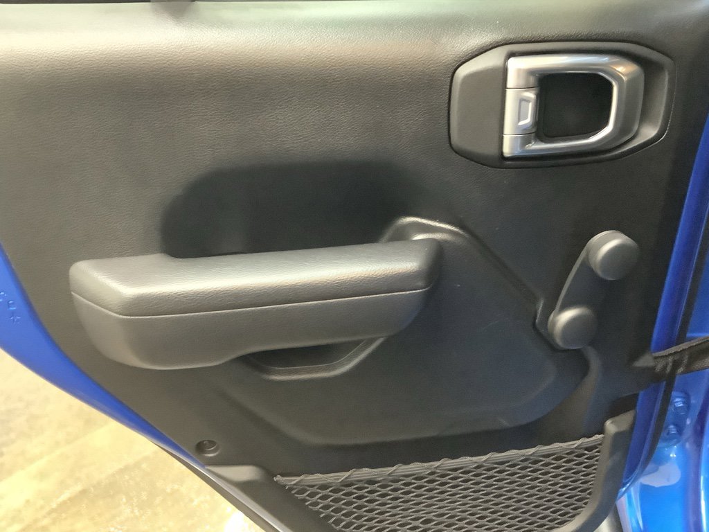 Used 2022 Jeep Wrangler Unlimited Sport image 26