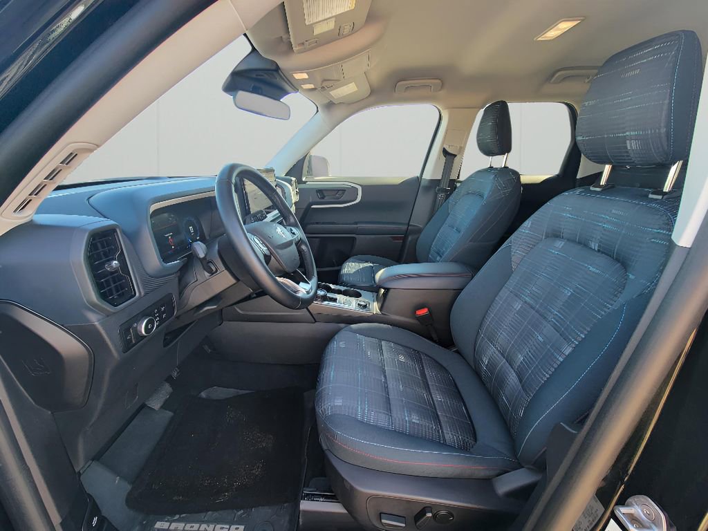 Used 2025 Ford Bronco Sport Heritage w/ Convenience Package image 12