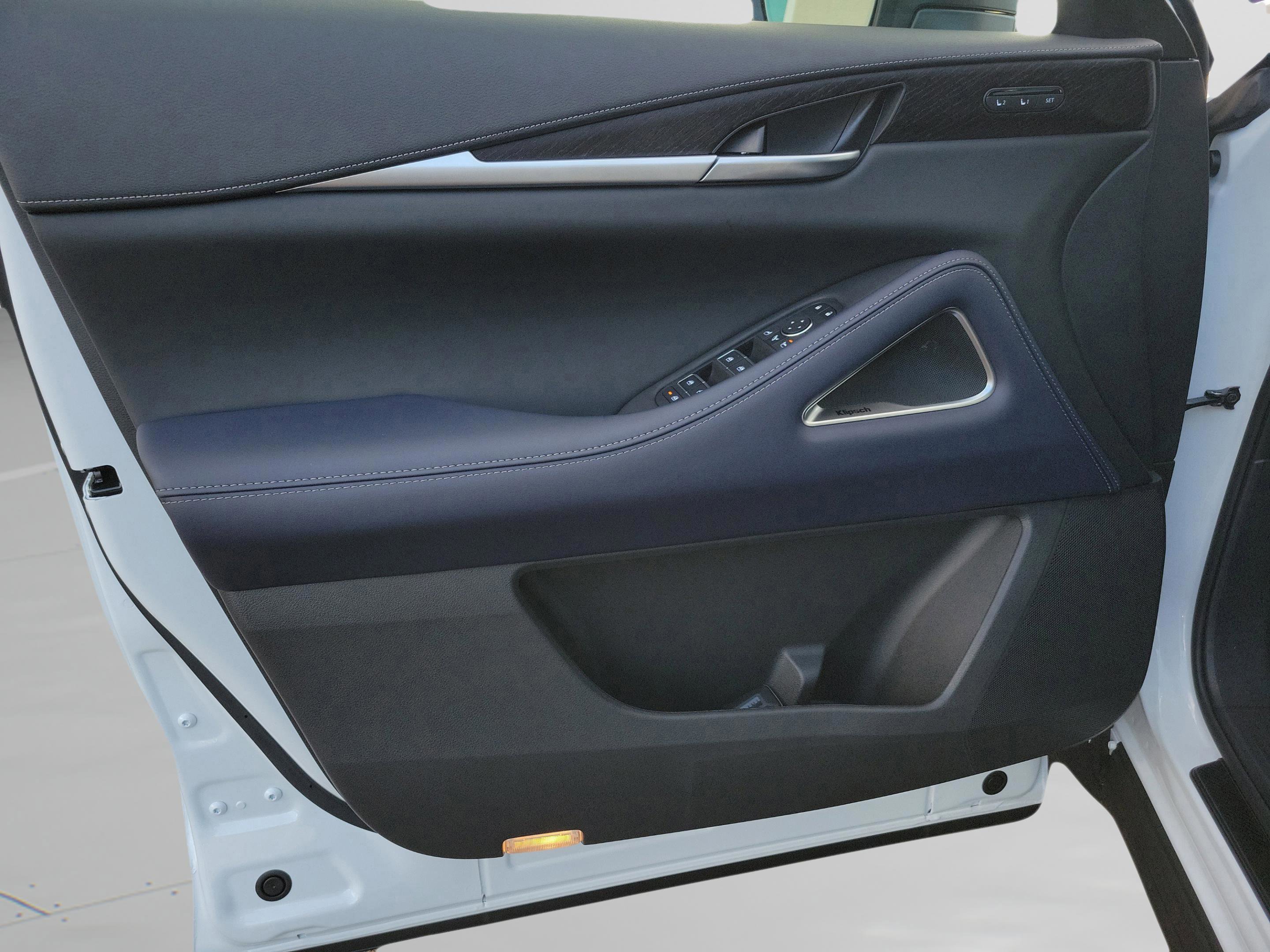 New 2026 INFINITI QX60 Sport w/ Dark Cargo Package image 28