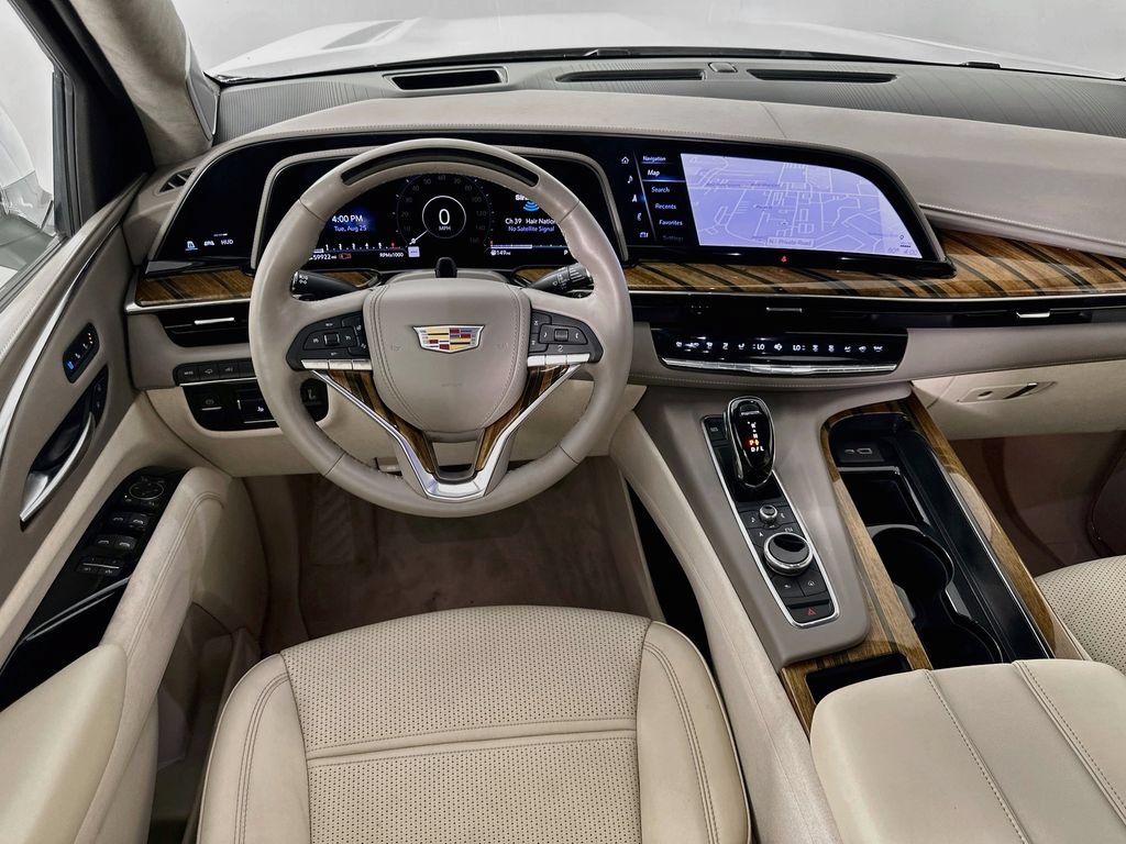 Used 2023 Cadillac Escalade Premium Luxury Platinum RWD image 23