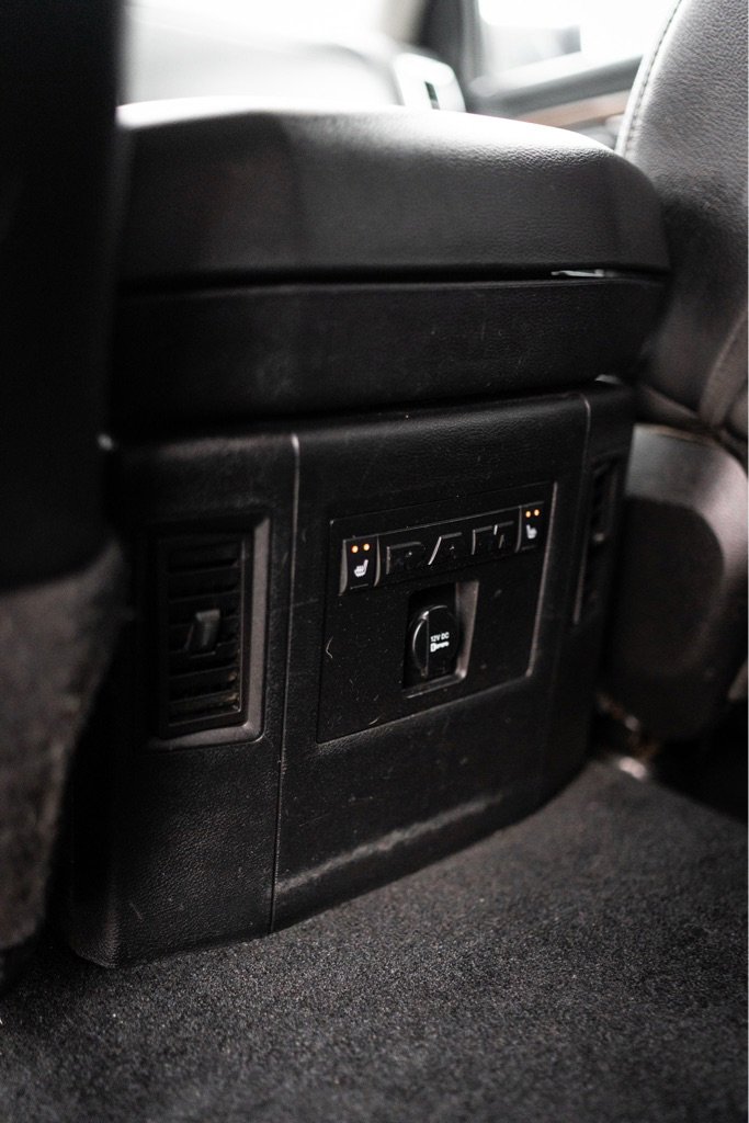 Used 2013 RAM 3500 Laramie w/ Convenience Group image 21