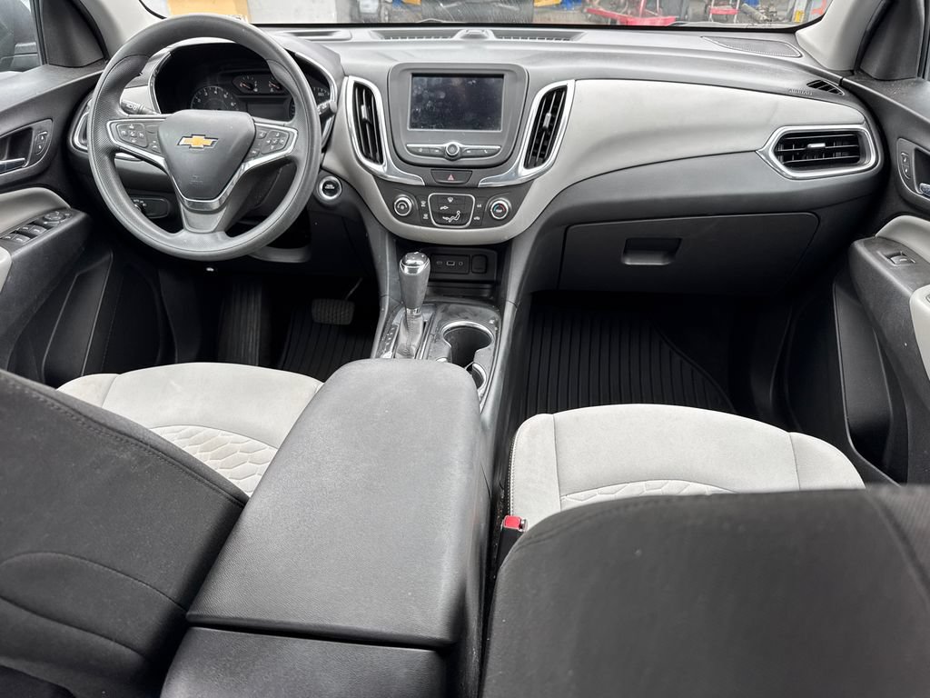 Used 2020 Chevrolet Equinox LS FWD image 15
